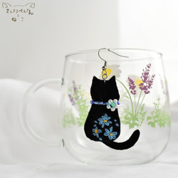 花刺繍黒猫の選べるアクセサリー／ブローチ、ピアス、ストラップ 9枚目の画像