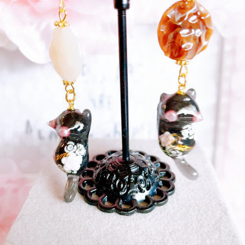 大人カラーの猫ちゃんピアス♡ ピアス（その他） OHI♡handmade 通販  