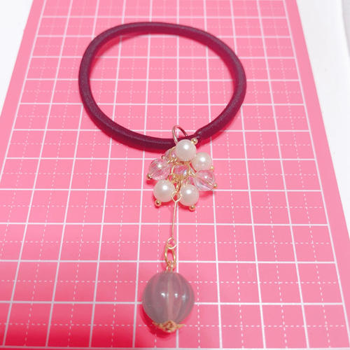 ヘアゴム No.344 NO.344❤黒猫 美女❤レジンヘアゴム ブローチ