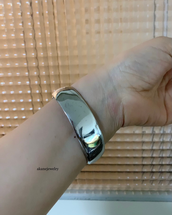 ボールパイソンシルバーバングル 2枚目の画像