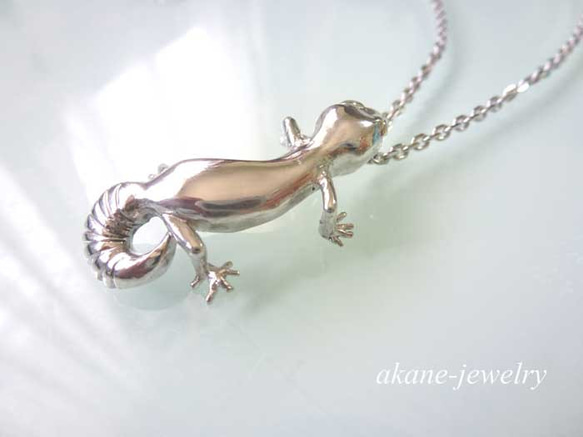 ヒョウモントカゲモドキのネックレス　シルバー製 2枚目の画像