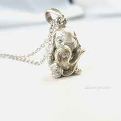 受注制作たれ耳うさぎアルファベットジュエリー 7枚目の画像