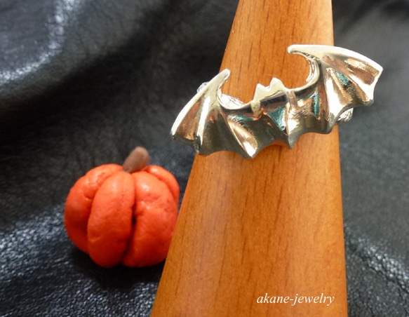 銀こうもりの指輪 6枚目の画像