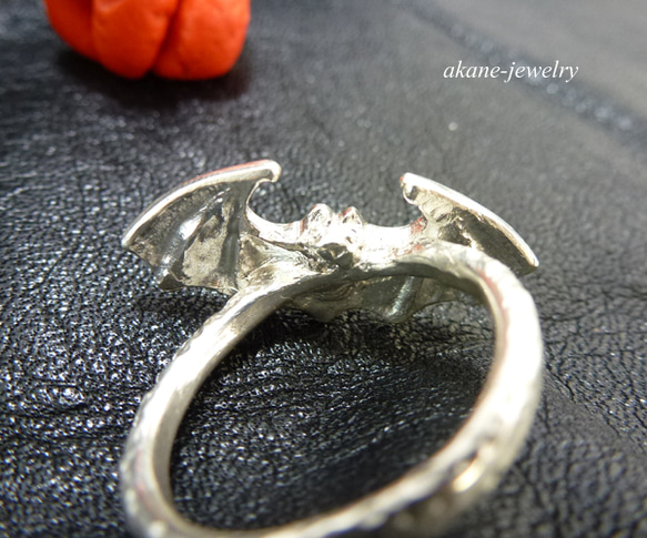 銀こうもりの指輪 8枚目の画像