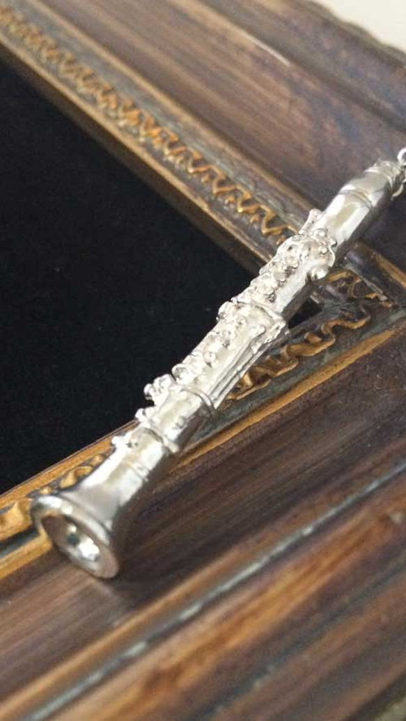 クラリネットのネックレス 2枚目の画像