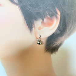 片耳一歩踏み出すかえるちゃんピアス 8枚目の画像