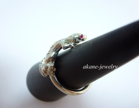 お目めがルビーヒョウモントカゲモドキの指輪 6枚目の画像