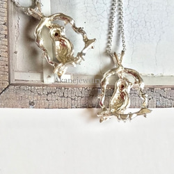 ほっぺがオレンジサファイア　オカメインコのネックレス 5枚目の画像