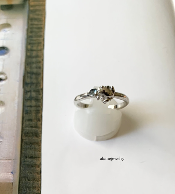 3月のカエル　アクアマリンと小さなカエルの指輪 3枚目の画像