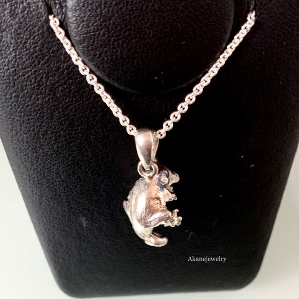 コロンと丸くフクロモモンガのネックレス 8枚目の画像