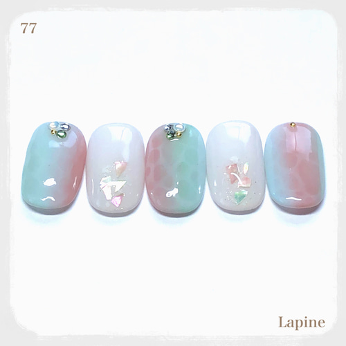 77 ネイルチップ グラデーション 水面模様 ピンク グリーン ブルー  