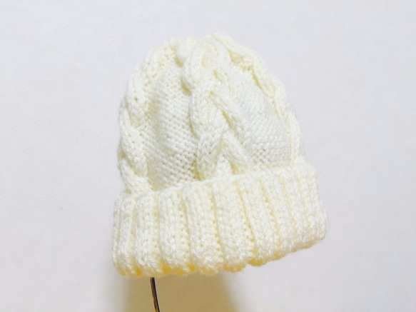 ニット帽　ホワイト　模様編み 2枚目の画像