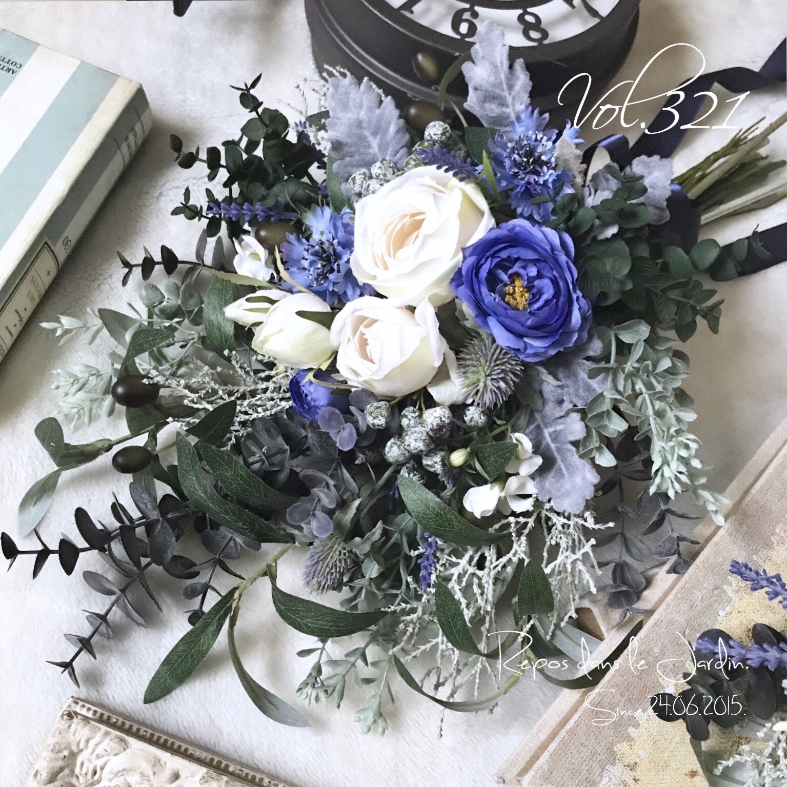 【◆再販×2】落ち着いたブルーのクラシカルクラッチブーケ＆ブートニアsetあや様専用ページ