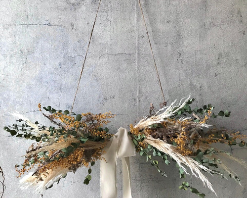 ミモザ×パンパスグラスのドライフラワーガーランド//ハンギング壁掛け  
