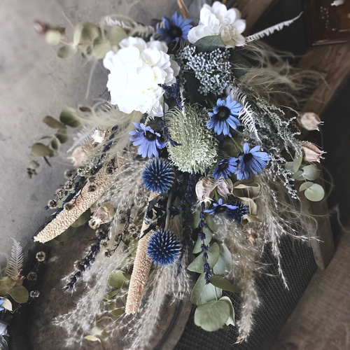 デージー×ダリアのシャビーシックなドライフラワーウェディングブーケ  