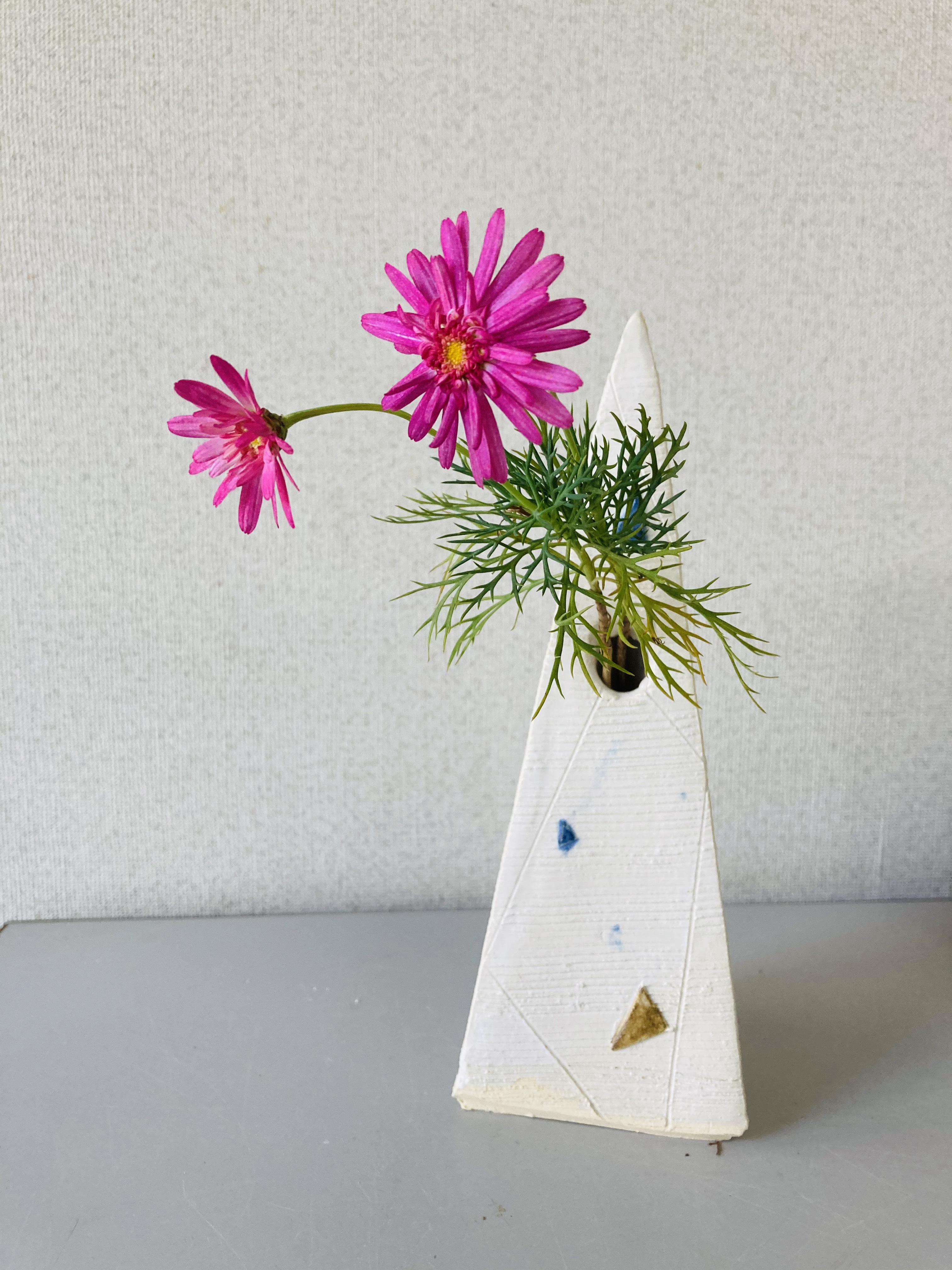 三角花瓶 一輪挿し・花瓶・花器 ツバキ工房 通販 11376105