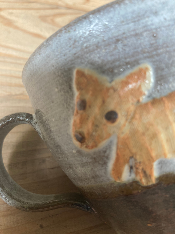 犬のマグカップ 3枚目の画像