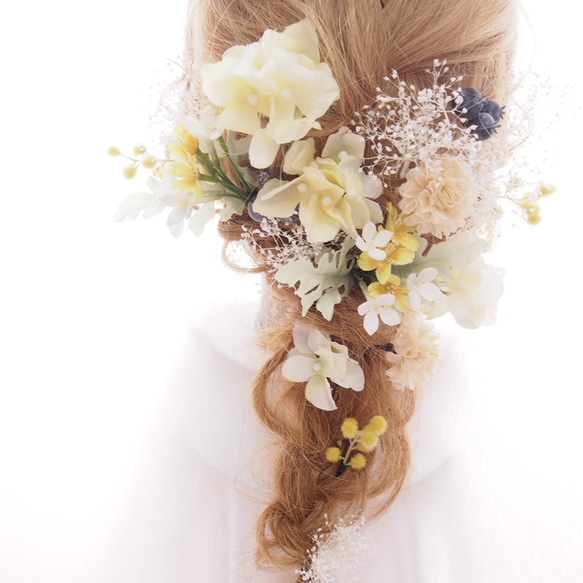 新作♡ホワイトのカスミソウと黄色の小花のヘッドドレス&ブートニア 1枚目の画像