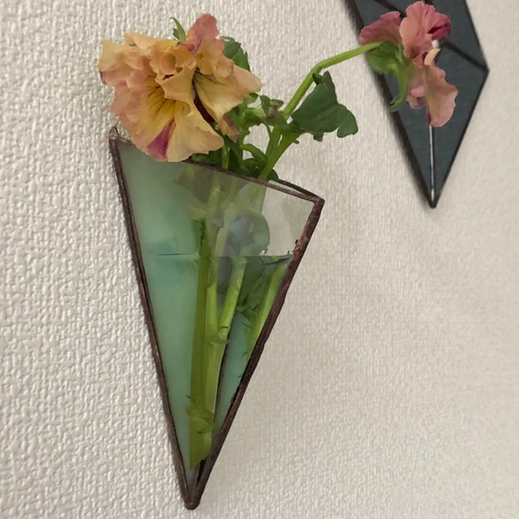 ステンドグラス フラワーベース７ 花瓶　花器 インテリア　アンティーク ギフト 3枚目の画像