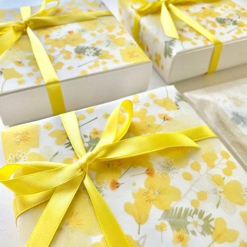 ミモザ＆菜の花＆ビオラ柄』押し花レザーミニ財布【10日以内に発送