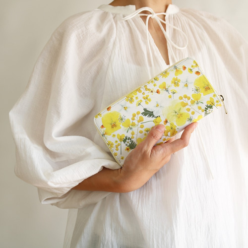 ミモザ＆菜の花＆ビオラ柄』押し花レザー長財布【10日以内に発送】 長