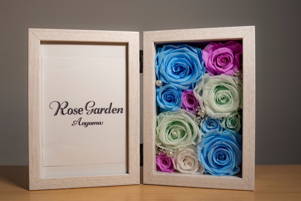 メッセージ、名入れ可能 ＊フォトフレーム ＊バラたっぷり