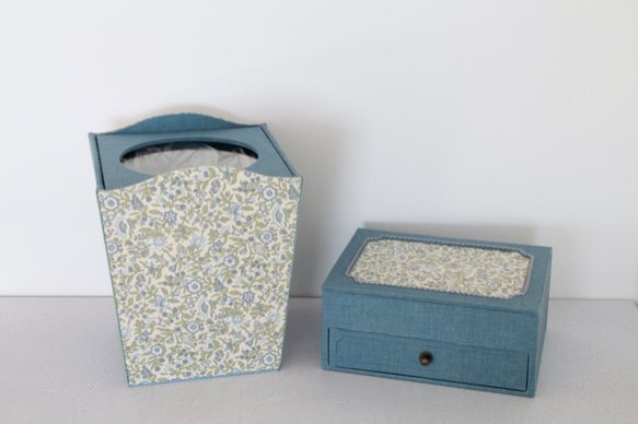【カルトナージュ】卓上ダストボックス　ゴミ箱　moda 花柄　ブルー　コンパクトサイズ 7枚目の画像