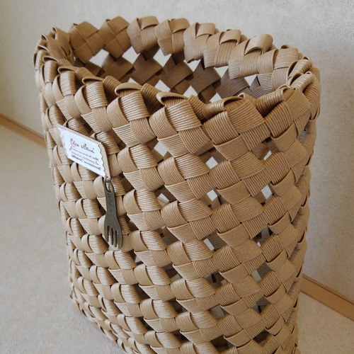How to make a paper band trash can #1 - YouTube