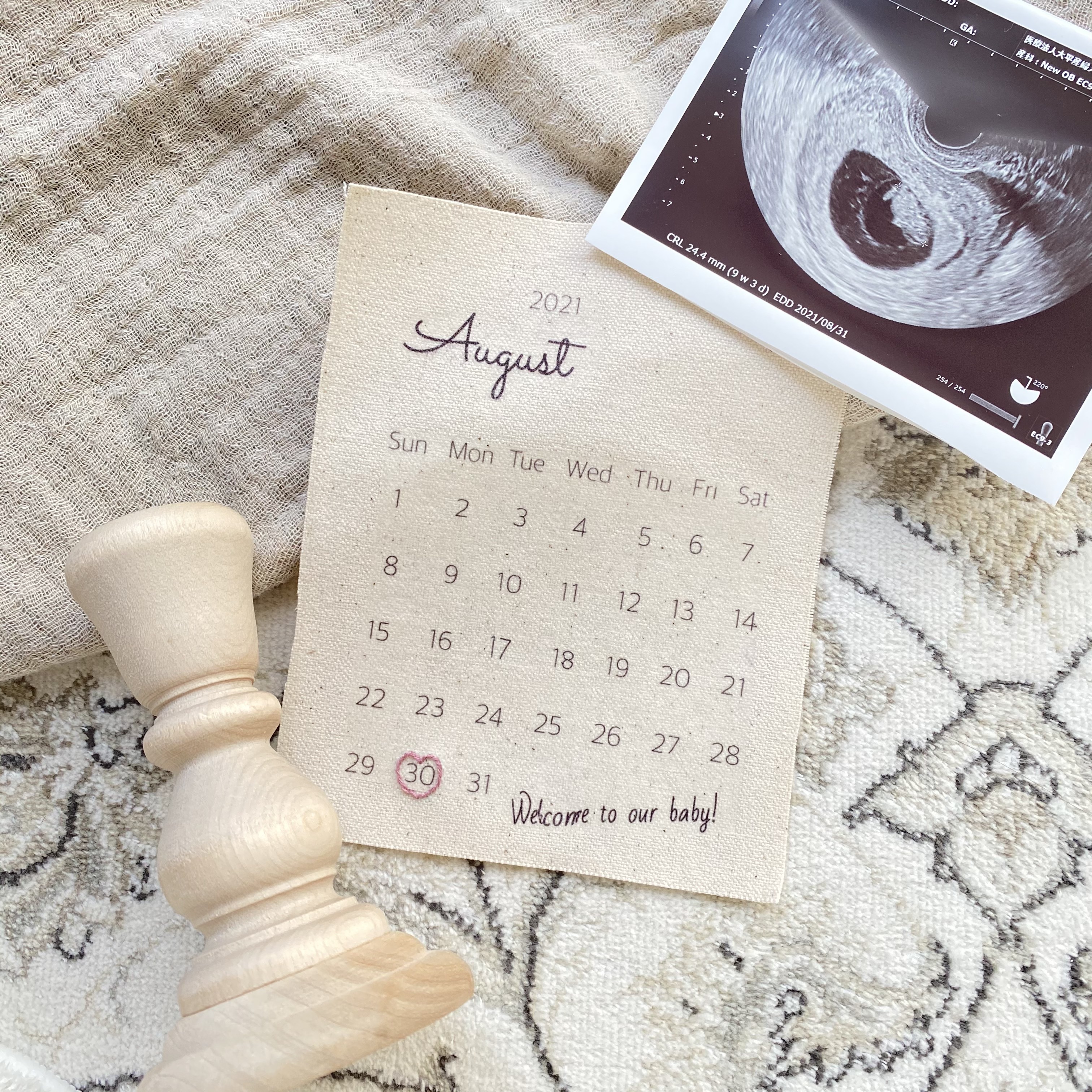 予定日カレンダー 布 ファブリックカレンダー カレンダー lelien 通販