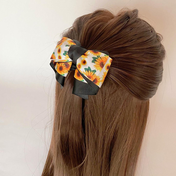 コーデ力抜群♡毎日つけられるブラック×ひまわり柄のリボン/ヘアゴム  