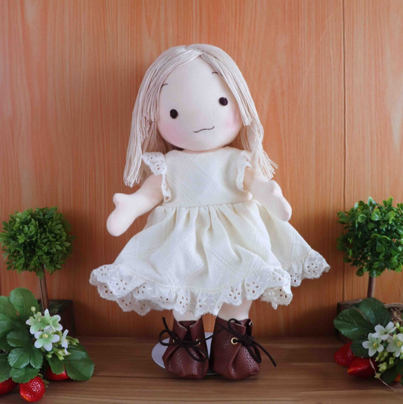 着せ替え布人形はぐっこＬサイズセット　アイボリー 1枚目の画像