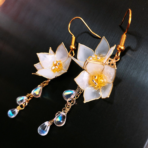9】プルメリア ピアス / イヤリング ピアス（フック・チェーン