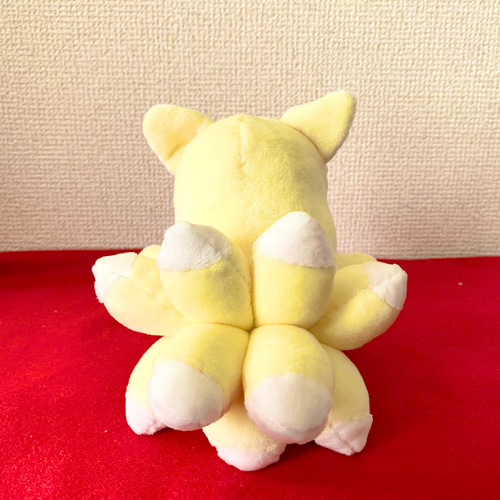 手のひら九尾の狐のぬいぐるみ ぬいぐるみ ざいんたぶ 通販 11001443