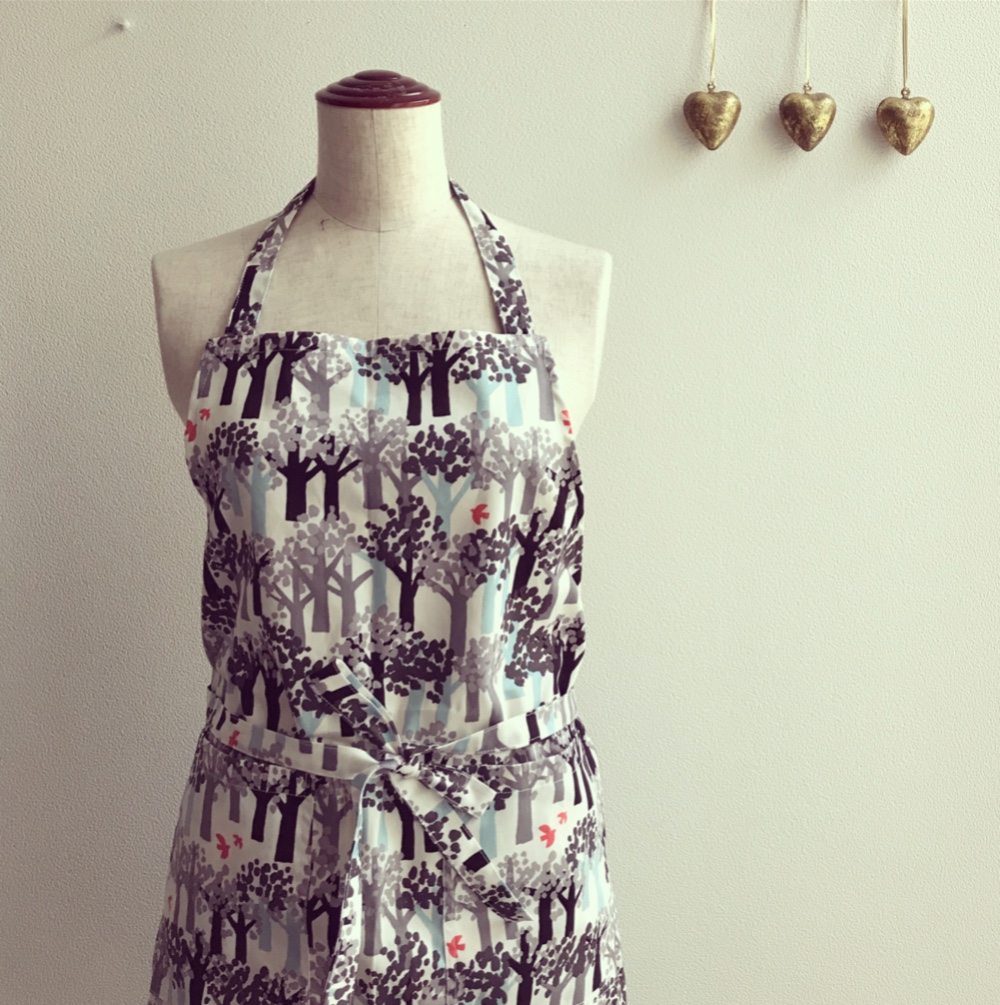 北欧不思議な森柄☆エプロン(071)