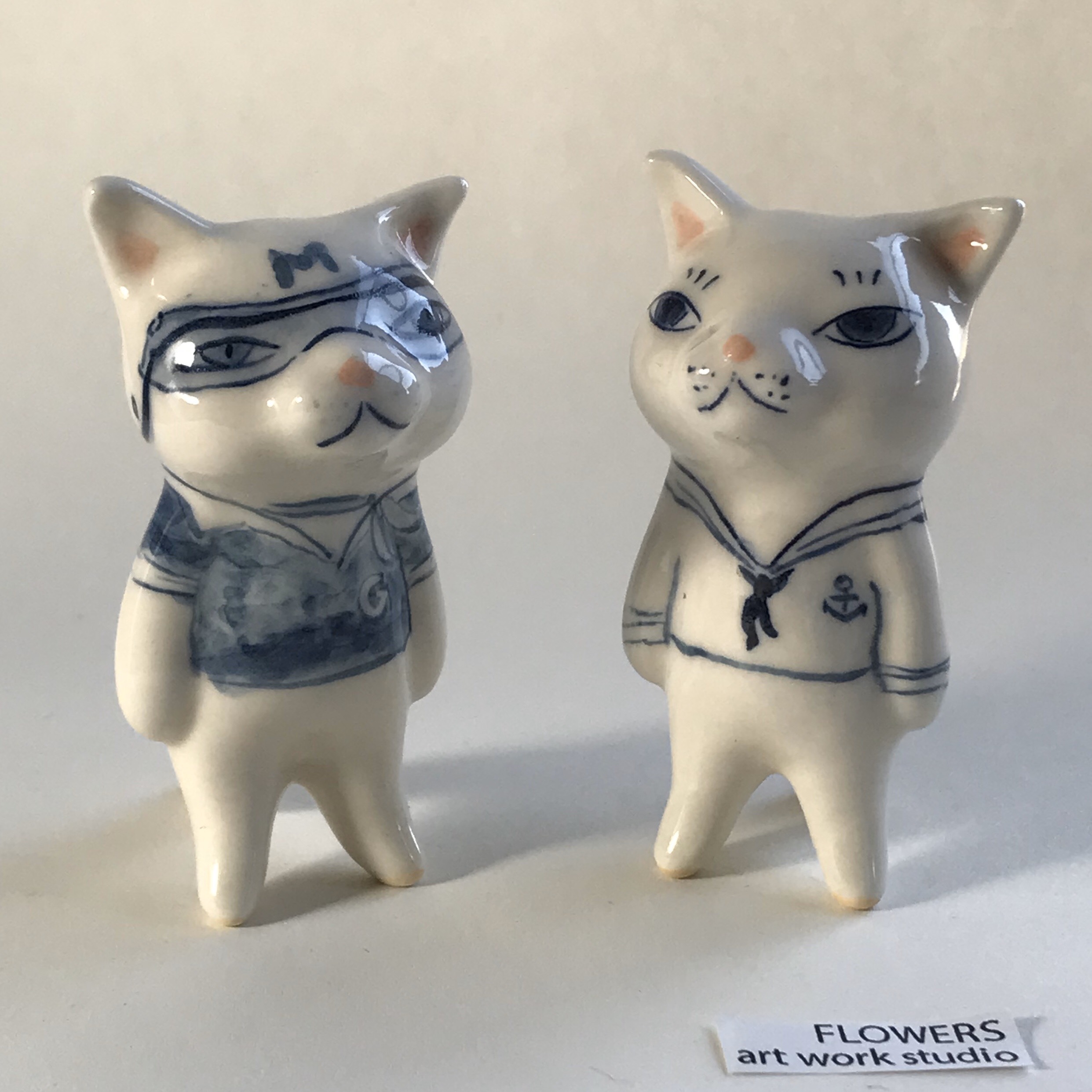 猫ちゃんのキャンドル製の置物