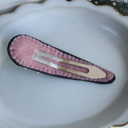 ビジューリボンのヘアピン　ビーズ刺繍　チャコールグレー 4枚目の画像