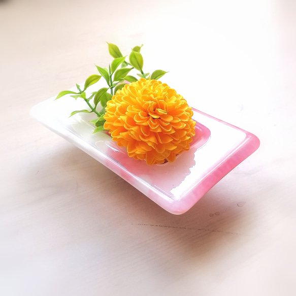 マーブル模様のガラスフラワーベース 赤いマーブル模様のガラス花瓶