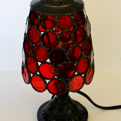 ステンドグラス【LadyBug】赤い丸ガラスのスタンドランプ 4枚目の画像