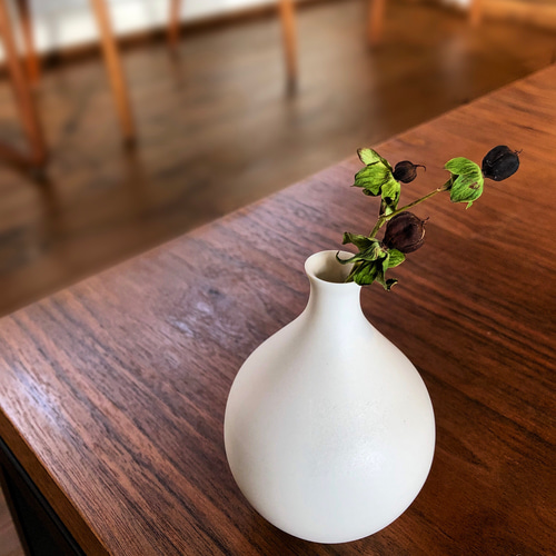 白磁一輪挿し 一輪挿し・花瓶・花器 ysk ceramic 通販 11208499