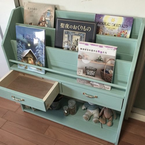 ☆大人になっても使える絵本棚上品なブルー emuz-mode☆ 本棚・絵本棚