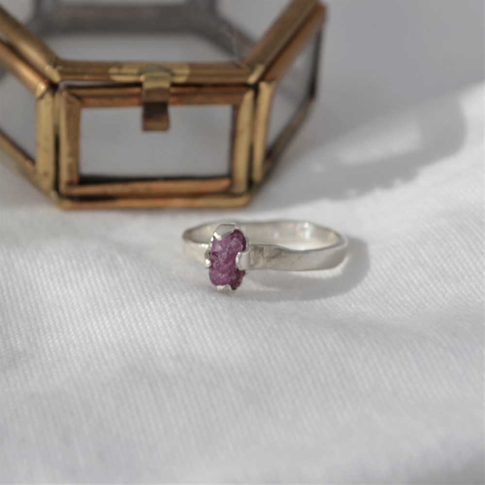 原石ルビーのＲｉｎｇ　－140－