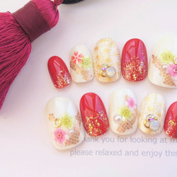 送料無料◆和装や振袖や色打掛に◆赤とピンクの桜とゴールドの和柄のネイルチップ◆75 2枚目の画像