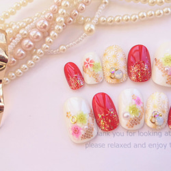 送料無料◆和装や振袖や色打掛に◆赤とピンクの桜とゴールドの和柄のネイルチップ◆75 3枚目の画像