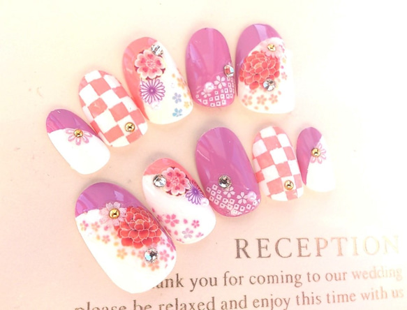 和柄♡かわいい色合い♡ピンクと紫の桜吹雪のネイルチップ◇801