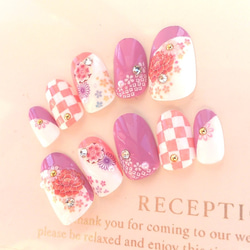和柄♡かわいい色合い♡ピンクと紫の桜吹雪のネイルチップ◆801 4枚目の画像