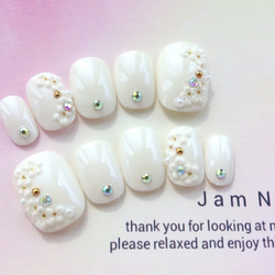 送料無料♡再販♡ウェディングにオススメ♡ホワイトカラー白い花のネイルチップ♡ﾌﾞﾗｲﾀﾞﾙ･ｳｪﾃﾞｨﾝｸﾞにも◆930 2枚目の画像