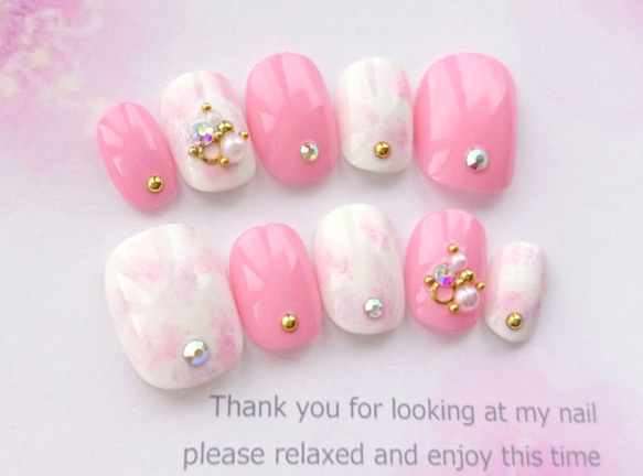 送料無料♡サイズ選べます♡春に♡桜色♡ヌーディーピンクと紫とピンクのマーブルのネイルチップ♡ ブライダルにも♡319 3枚目の画像