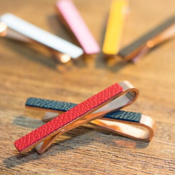 純銅製成的皮革領帶針（6色） 第2張的照片