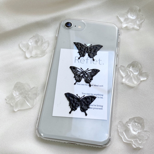 iPhone全機種対応》黒い蝶々のiPhoneケース(スマホケース