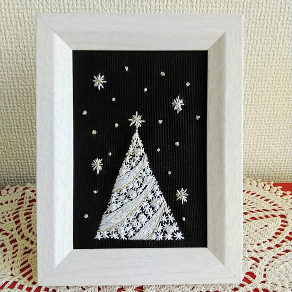 受注生産】クリスマス刺繍フレーム【X03】ツリー ホワイト その他